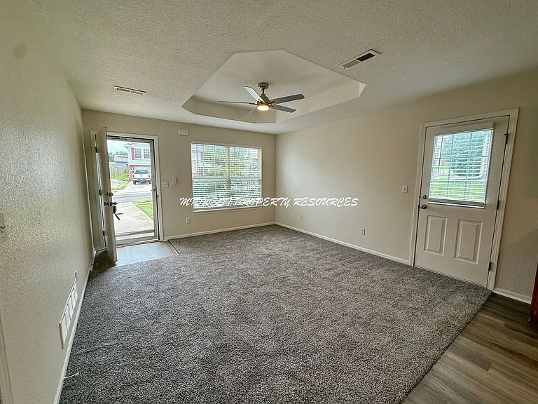 306A NE 6th St — Photo 6