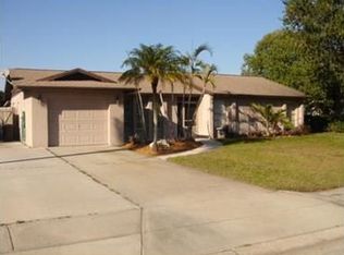 5891 Whistlewood Cir, Sarasota, FL 34232