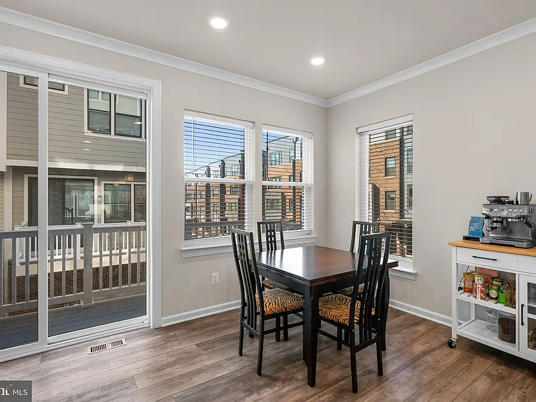 16154 Bowery St — Photo 11