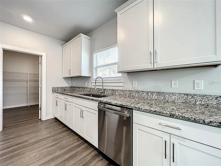 3715 W Wisconsin Ave #3 — Photo 4