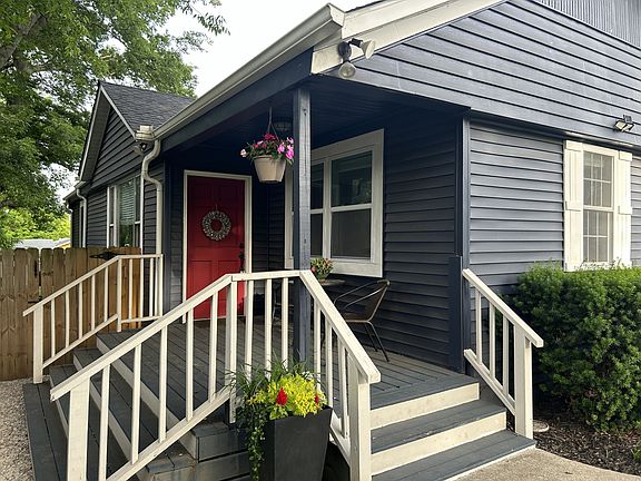 3rd image of 2624 Foster Ave