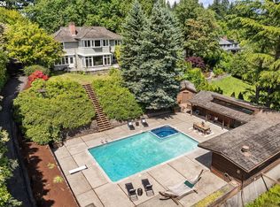 5040 SW Hilltop Ln, Portland, OR 97221