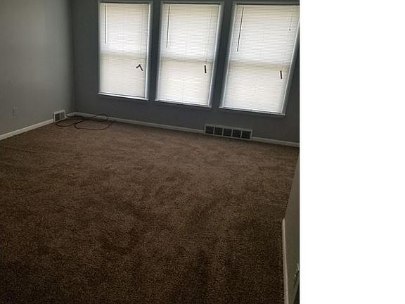 5th image of 11647 Evergreen Ave