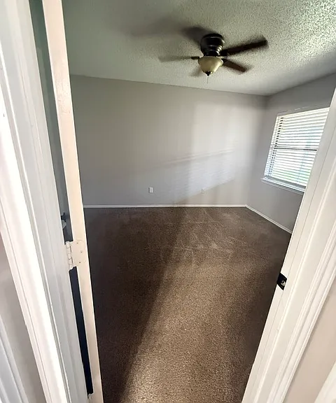6610 Parkview Dr — Photo 10