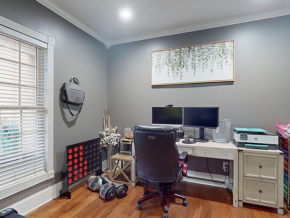 4th image of 3624 Clayfield Ln