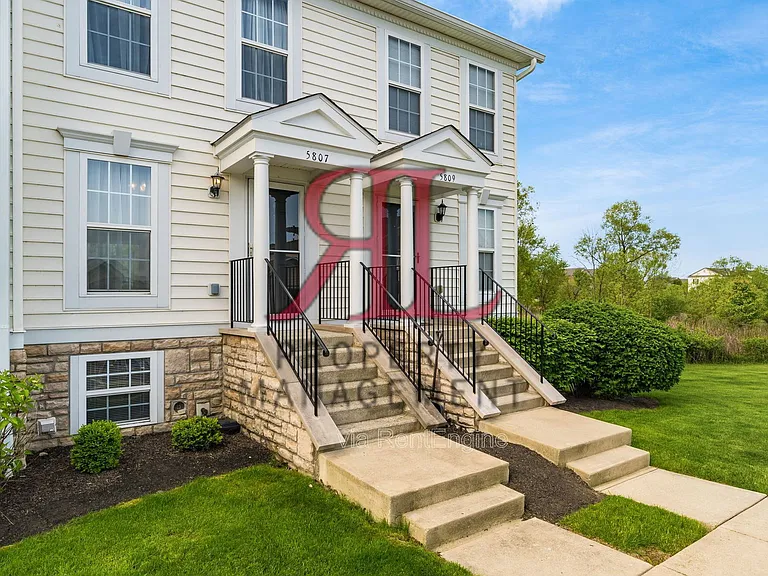 5807 Bridgehampton Dr — Photo 3