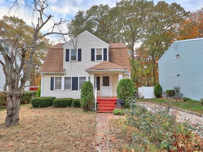 81 Capitol Avenue, Waterbury, CT, 06705