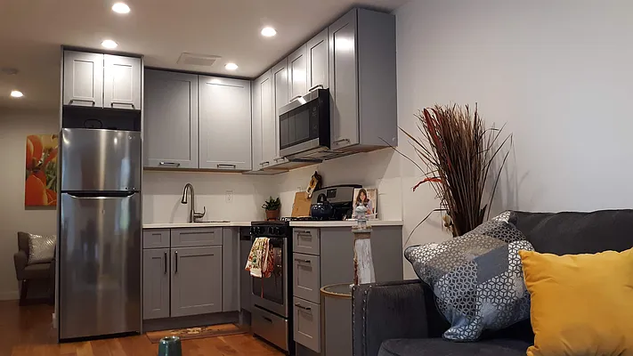 Rented by Skyline Group Real Estate | media 20