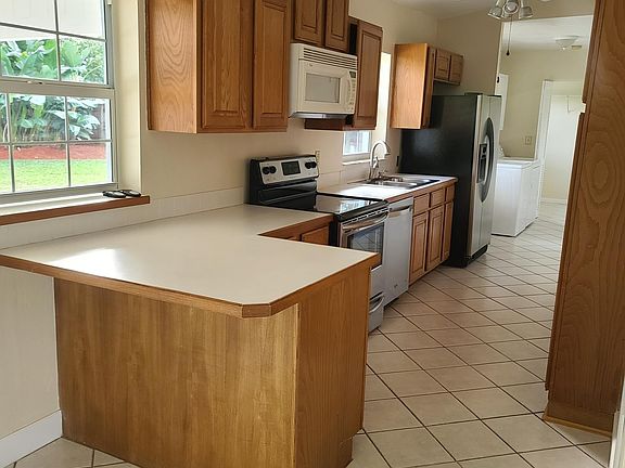 5th image of 501 Magnolia Ave