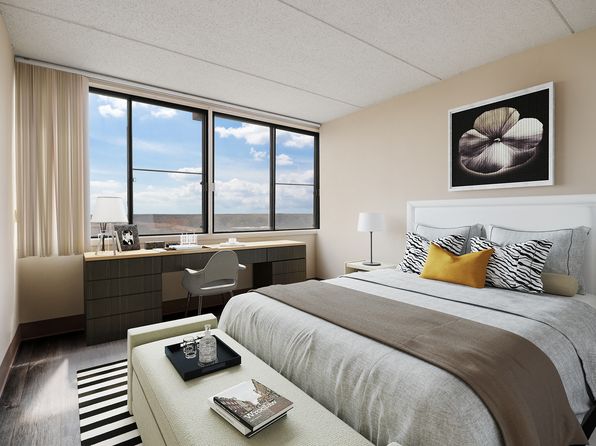 5441 N East River Rd #51-0401