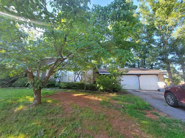 334 Seven Oaks Ln, Spartanburg, SC 29301
