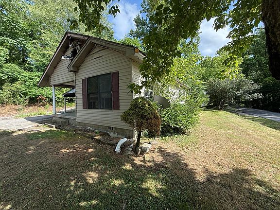 3rd image of 345 Standard Ave