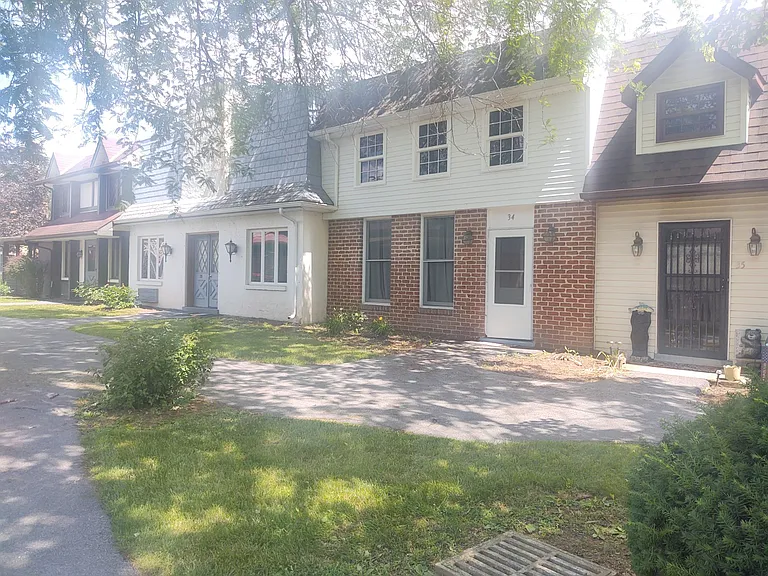 2636 Emmitsburg Rd — Photo 2