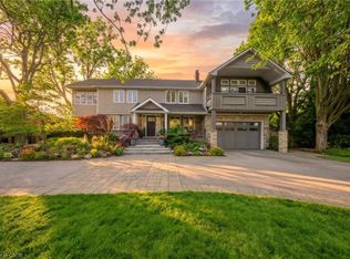 383 N Shore Blvd W, Burlington, ON L7T 1A9