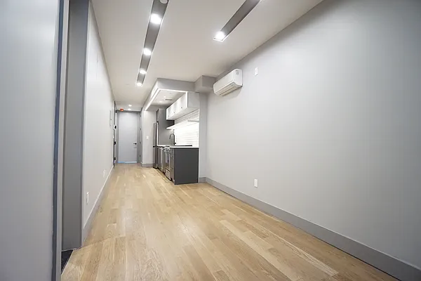 Rented by Rennit Inc. | media 16