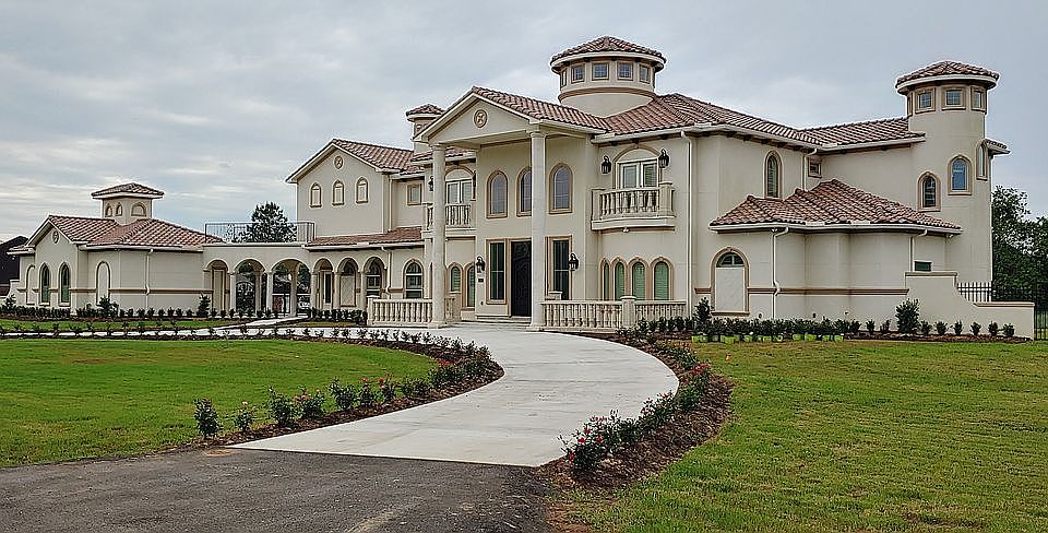 1st image of 7818 Cicada Dr
