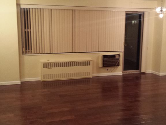 3rd image of 2915 W 5th St APT 19E