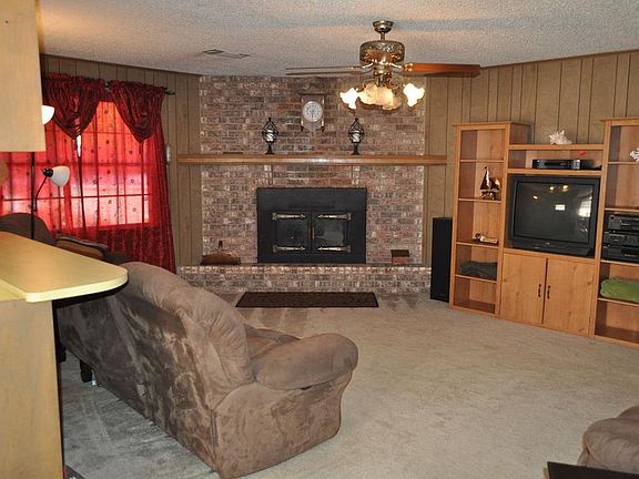 2nd image of 5219 Beaumont Dr