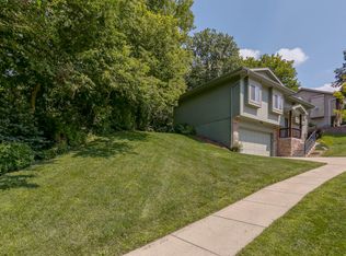100 Autumn Cir, Council Bluffs, IA 51503