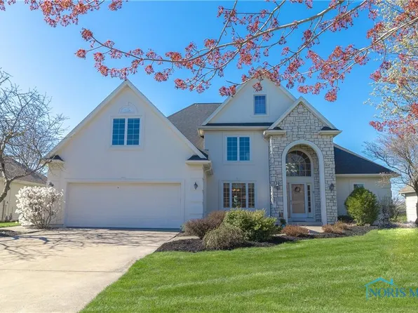 7511 Timbers Blvd, Waterville, OH 43566