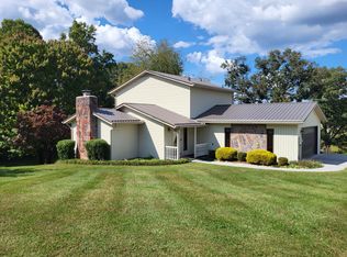 122 Heather Ln, Johnson City, TN 37601