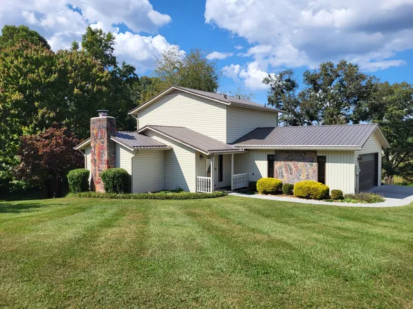 122 Heather Ln, Johnson City, TN 37601