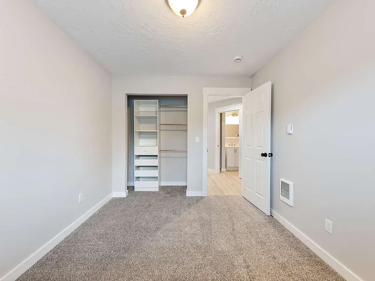 427 SE Inlet Ave — Photo 22