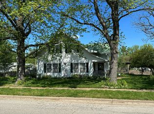 315 W Eldon St, Saint James, MO 65559
