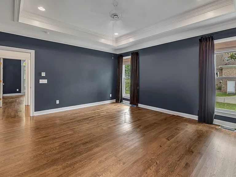 729 Harrow Ln — Photo 23