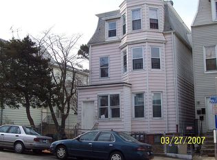 180 Elm St, Yonkers, NY 10701