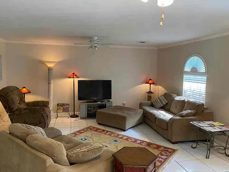 1590 5th Ct — Photo 10