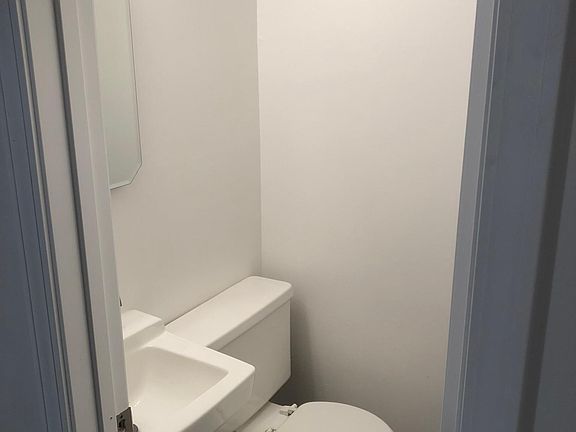 4th image of 2024 S Miller St APT 03