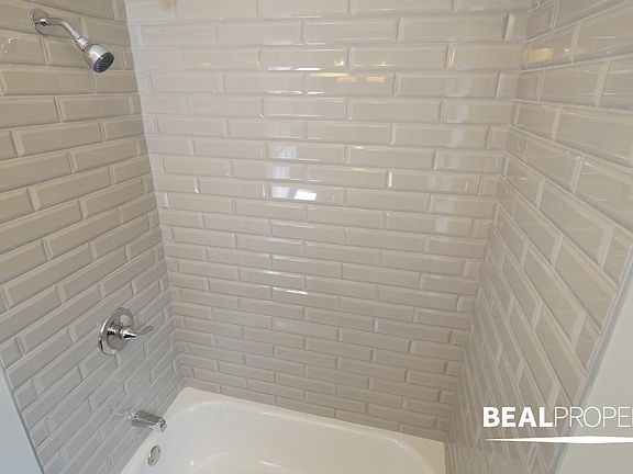 4th image of 550 W Arlington Pl APT 507