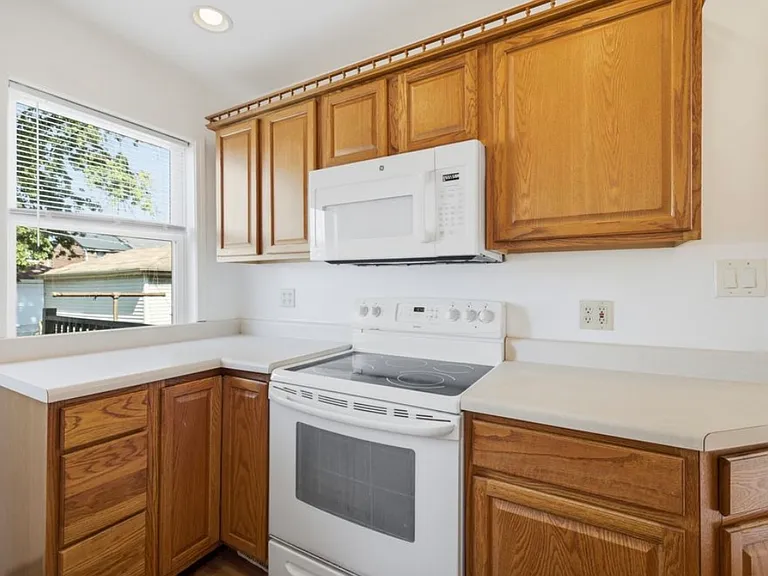6456 S Lockwood Ave — Photo 8
