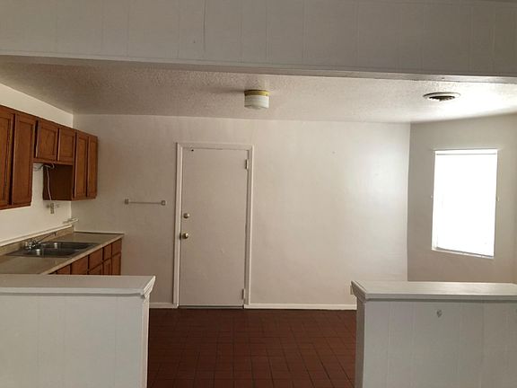 4th image of 349 Tania Dr #A & B