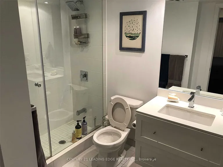 525 Adelaide St W #1034 — Photo 6