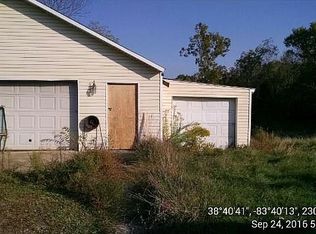 2417 Old State Rd, Manchester, OH 45144