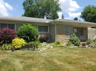 11049 Londonderry Dr, Washington, MI 48095
