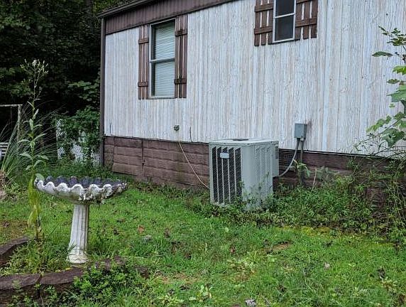 3rd image of 112 Kimberly Ln