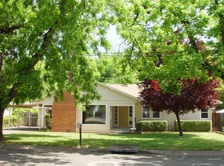 2925 Mahan St, Redding, CA 96001