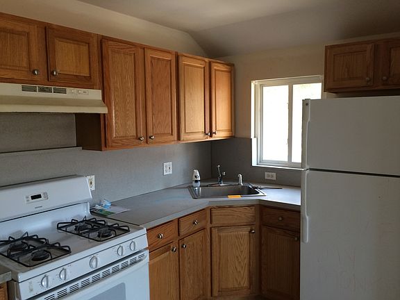 2nd image of 146 Wright St