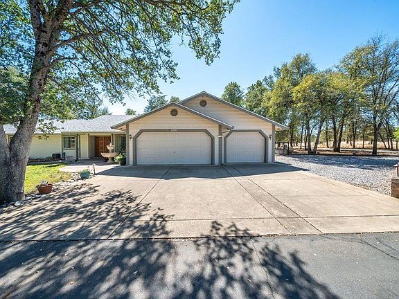 3rd image of 21971 Daven Way