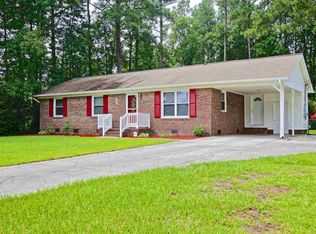 203 Pineview Dr, Jacksonville, NC 28546