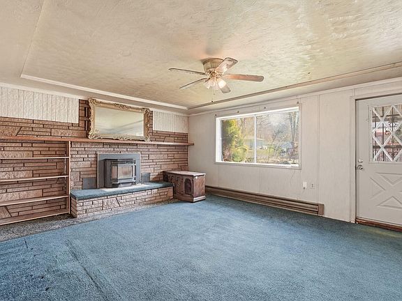 5th image of 10212 S Electric Ave