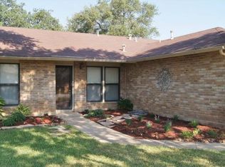 5811 Gardenwood St, San Antonio, TX 78233