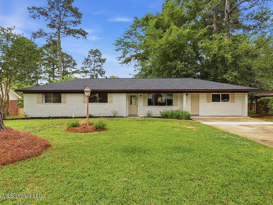 1st image of 2329 Upper Dr
