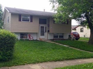 830 Maurine Dr, Columbus, OH 43228