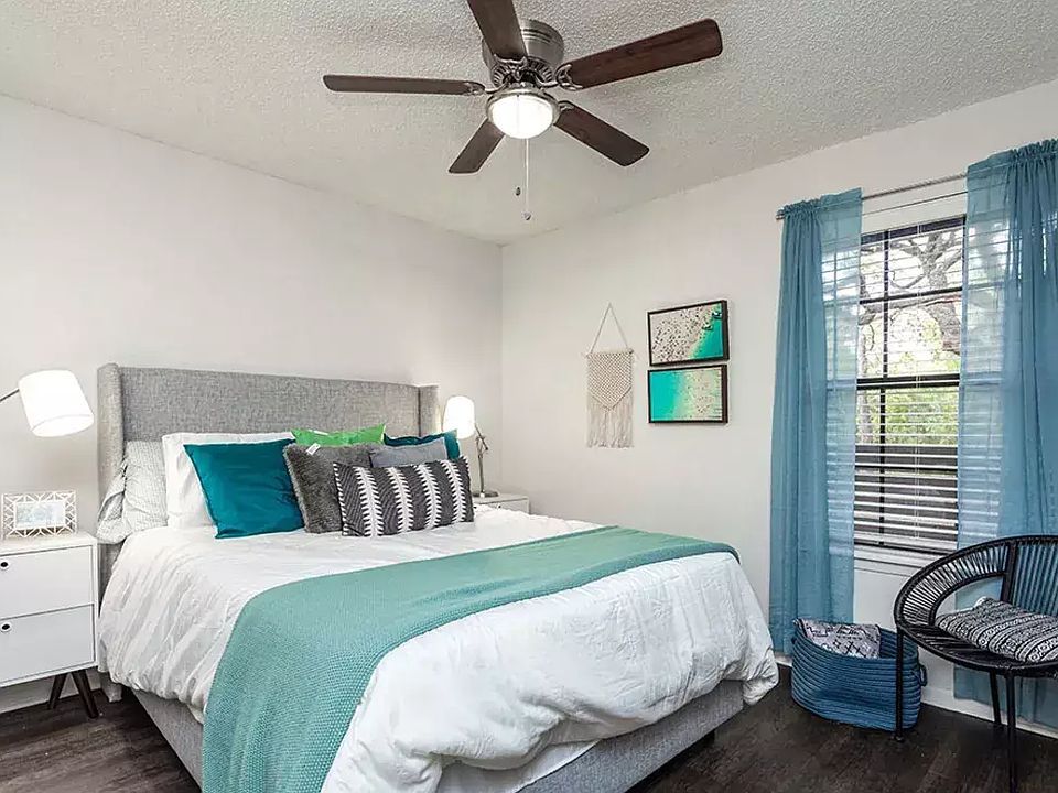 interiorphoto7_optimized