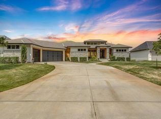 4909 W Wavecrest Cir, Wichita, KS 67205