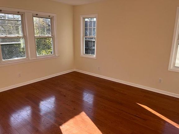 4th image of 45 Lawton Ave Floor 2